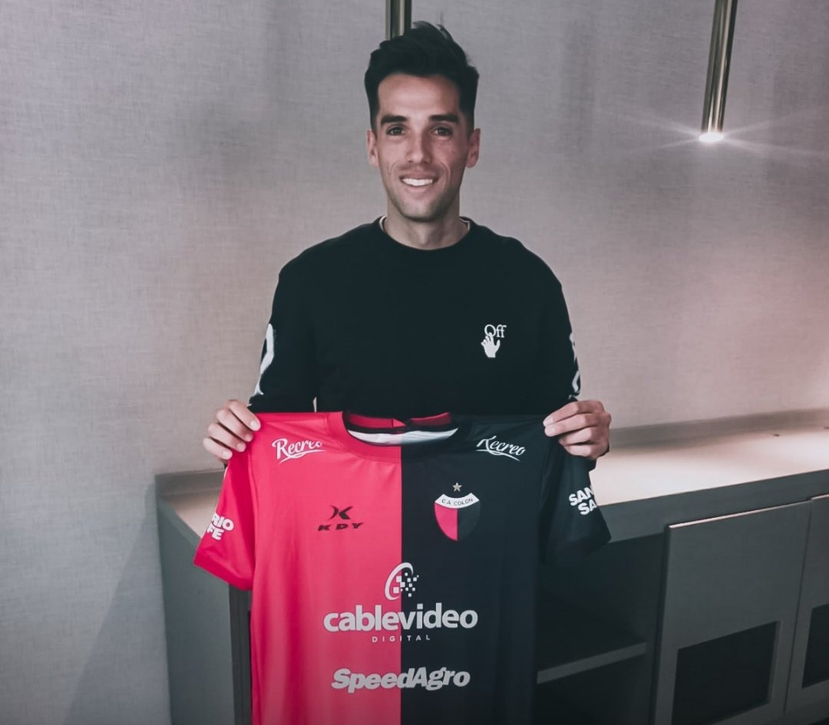 Emmanuel Más: "La idea es salir de Colón" Emmanuel Más: "La idea es salir de Colón"