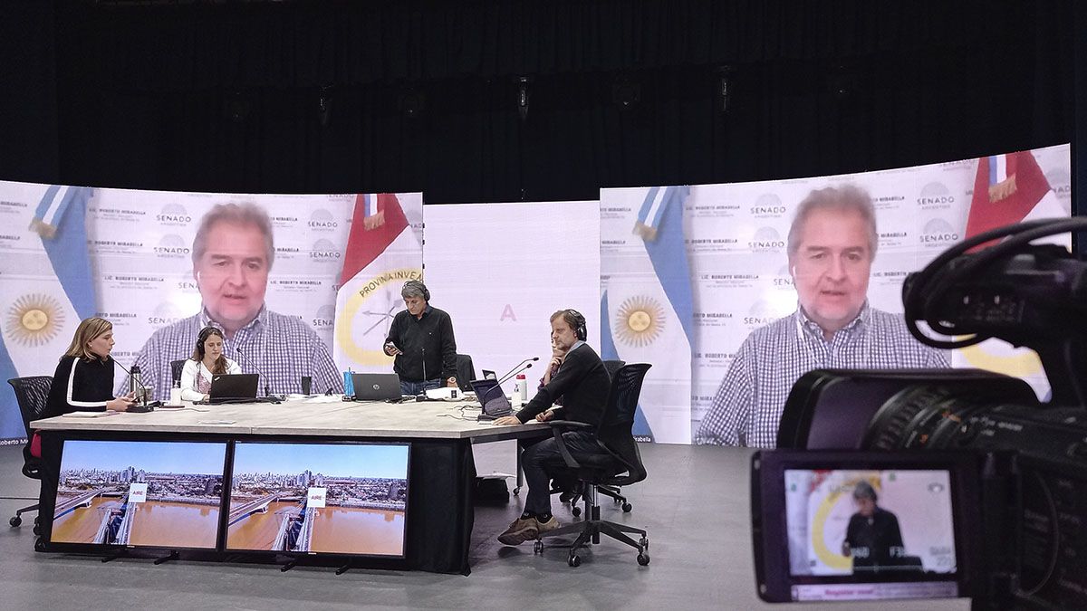 En la previa del lanzamiento de Hacemos Santa Fe, Roberto Mirabella dialogó con Aire de Santa Fe.