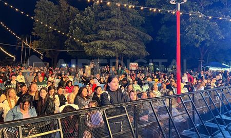 Los vecinos de San Jerónimo Norte y otras localidades se dieron cita en la Plaza Libertad para disfrutar de la 60° Fiesta Provincial de la Leche. Los vecinos de San Jerónimo Norte y otras localidades se dieron cita en la Plaza Libertad para disfrutar de la 60° Fiesta Provincial de la Leche.