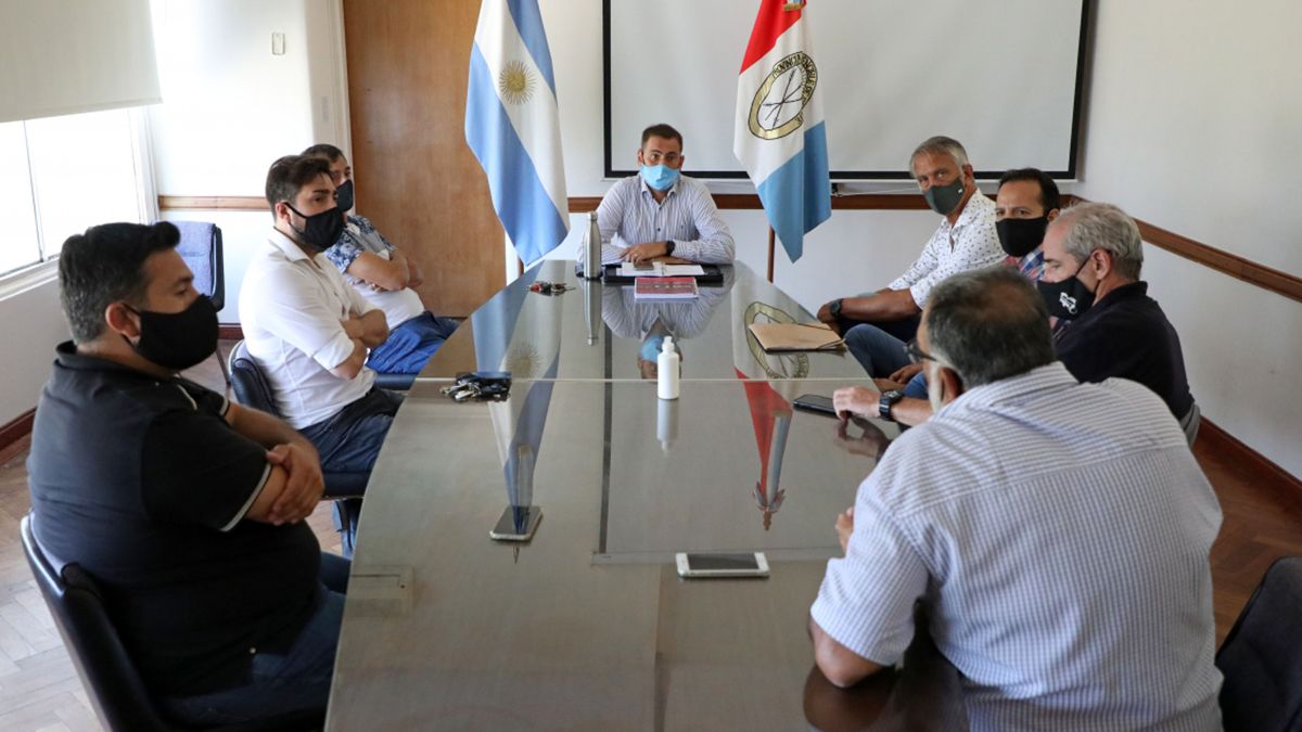 Aviano reafirmó “el compromiso del gobierno de Santa Fe de continuar como lo venimos haciendo desde el mes de junio con la Asistencia Económica de Emergencia