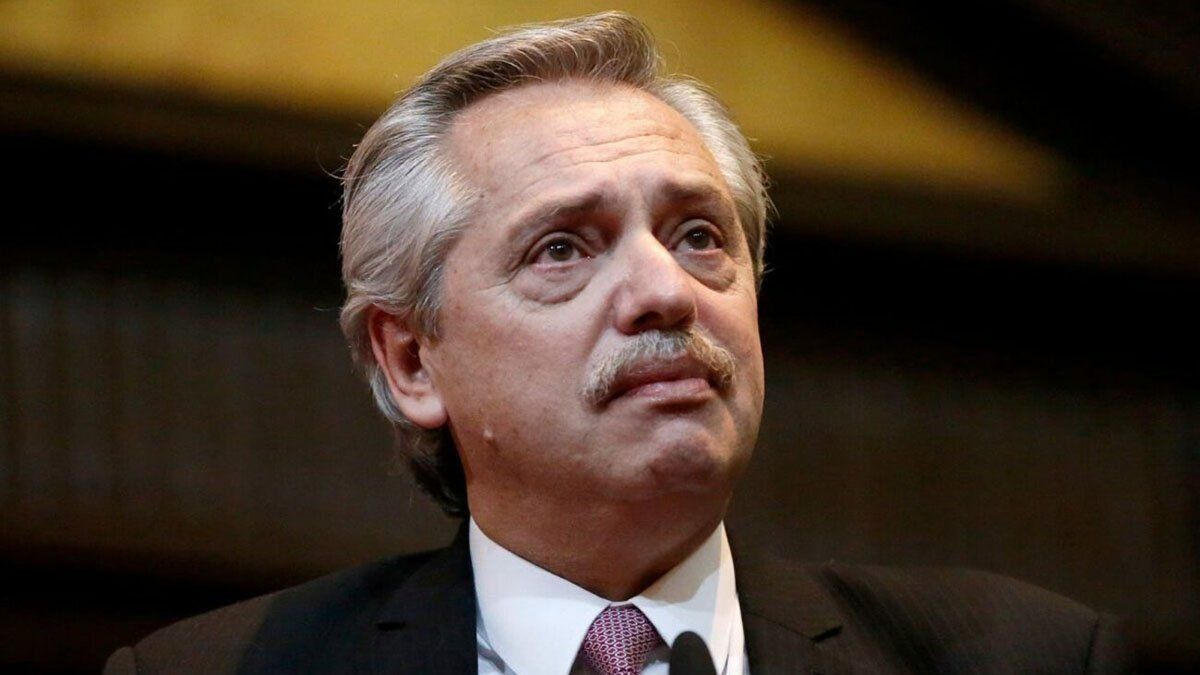 &nbsp;El mandatario partirá a las 23 hacia la ciudad de Los Ángeles.