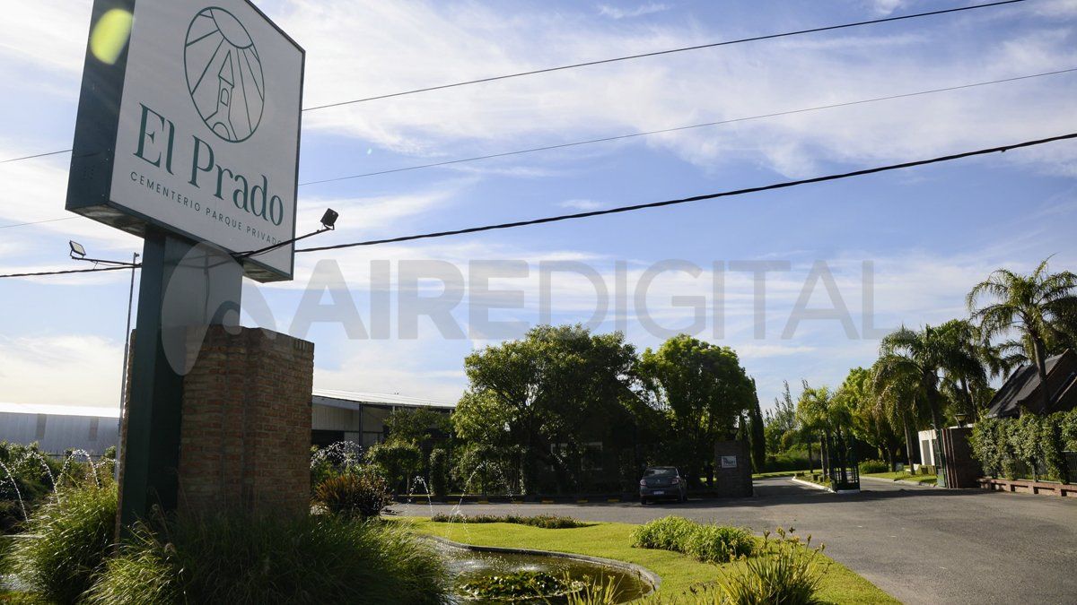 El cementerio privado de la localidad de Pérez es el destino final de Andrés Pillín Bracamonte. El cementerio privado de la localidad de Pérez es el destino final de Andrés Pillín Bracamonte.