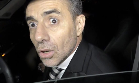 Majul se olvidó los micrófonos abiertos y se fue al pasto: Alberto quiso ser la viuda de Diego Majul se olvidó los micrófonos abiertos y se fue al pasto: Alberto quiso ser la viuda de Diego