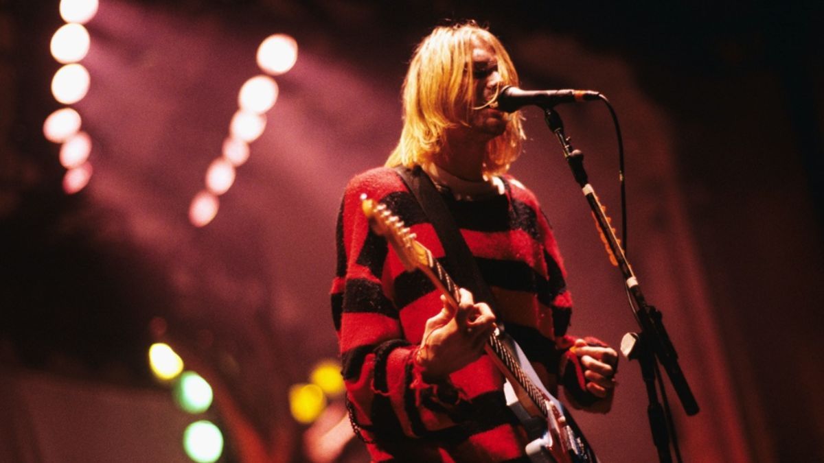 La investigaci&oacute;n de Brian Burnett asegura que Kurt Cobain no pudo disparar la escopeta por la dosis de hero&iacute;na.