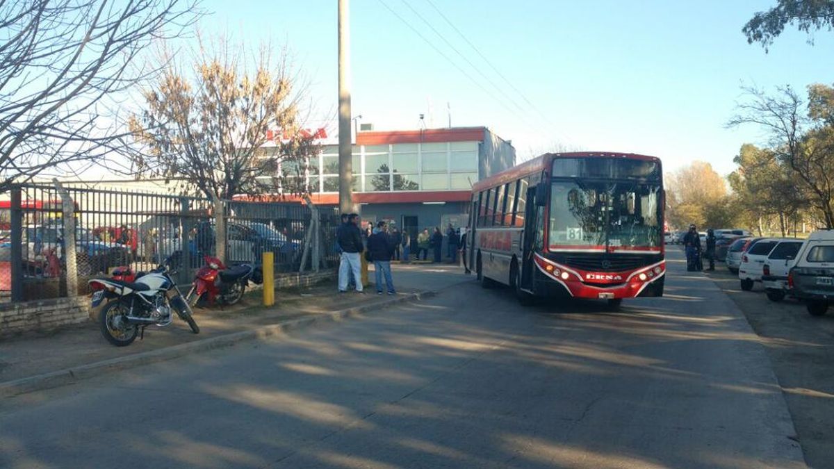 Se normaliza el servicio de colectivos de la empresa ERSA