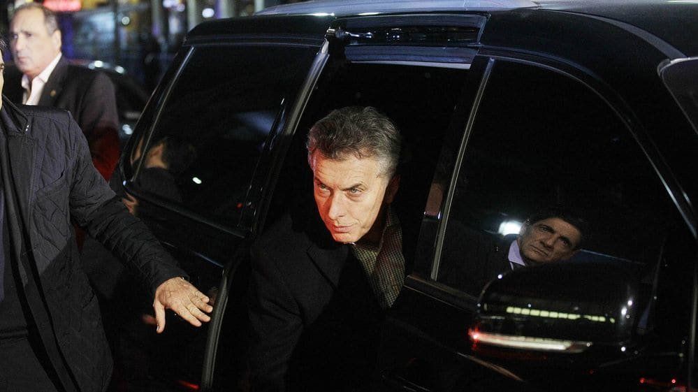 El Gobierno sumó una camioneta blindada para los traslados oficiales de Macri
