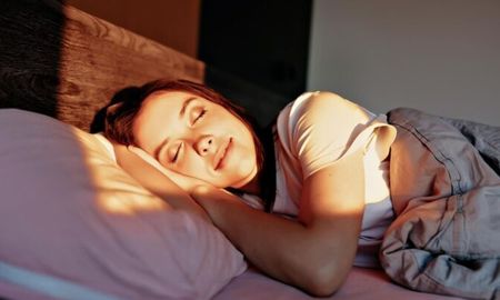 Es aconsejable dormir entre 10 y 30 minutos para mejorar el rendimiento cognitivo, estimular la creatividad y ayudar a fijar mejor lo aprendido. Es aconsejable dormir entre 10 y 30 minutos para mejorar el rendimiento cognitivo, estimular la creatividad y ayudar a fijar mejor lo aprendido.