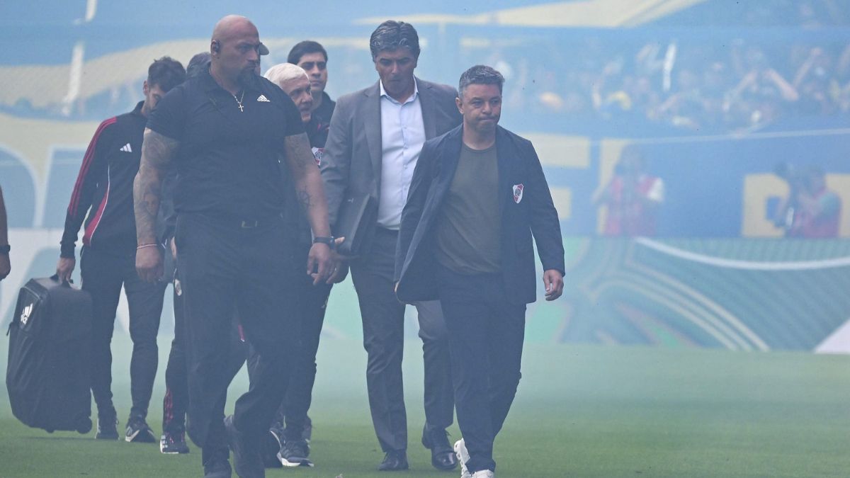 Marcelo Gallardo suspendi&oacute; la conferencia tras otro golpe en el Supercl&aacute;sico contra Boca.