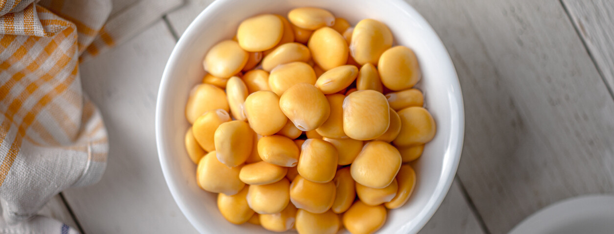 La receta para hacer lupines en salmuera es muy sencilla y lleva muy pocos ingredientes. La receta para hacer lupines en salmuera es muy sencilla y lleva muy pocos ingredientes.