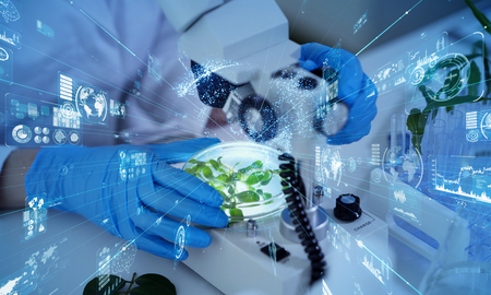 Los licenciados en Biotecnología son altamente demandados en las empresas argentinas. Los licenciados en Biotecnología son altamente demandados en las empresas argentinas.