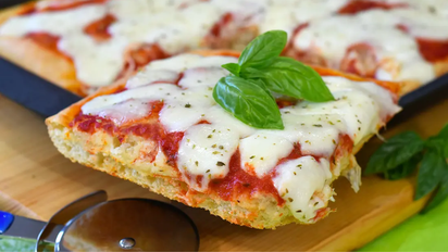 Pizza in teglia: la receta fácil y deliciosa para hacer en casa