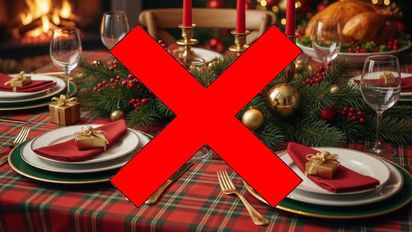 Ni rojo ni verde: el color del mantel que es tendencia en esta Navidad 2025