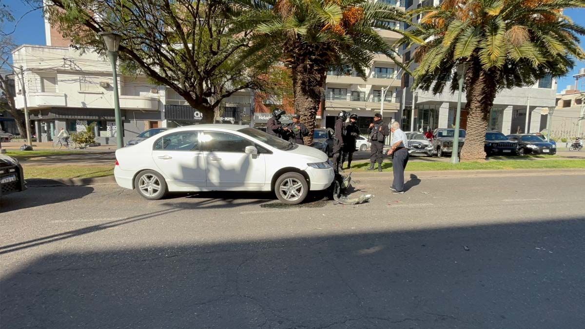 El conductor de un vehículo perdió el control