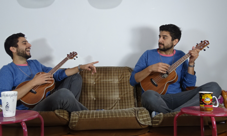 Gonzalo Morales graba la pasión con la que enseña música, compartiendo sus clases que inspiran a niños de todas las edades. Gonzalo Morales graba la pasión con la que enseña música, compartiendo sus clases que inspiran a niños de todas las edades.