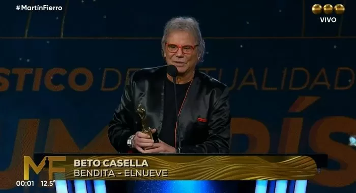 Beto Casella podría dejar Bendita TV tras 17 años de conducción. Beto Casella podría dejar Bendita TV tras 17 años de conducción.