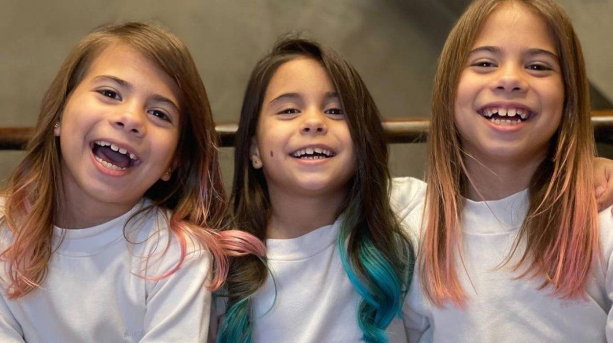 Charis, Bella y Francesca son las tres hijas de Cinthia Fernández y Matías Defederico.