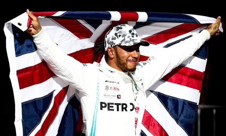 hamilton es campeon otra vez y supero a fangio hamilton es campeon otra vez y supero a fangio