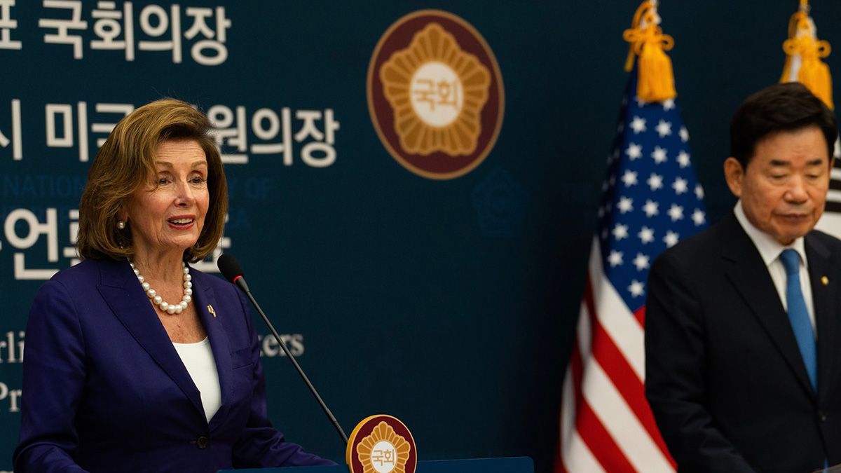 Pelosi llegó el miércoles a la noche a Seúl procedente de Taiwán