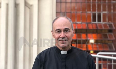 El mensaje del padre Panigo en estas Pascuas: Nos invita a mirar el futuro con esperanza. El mensaje del padre Panigo en estas Pascuas: Nos invita a mirar el futuro con esperanza.