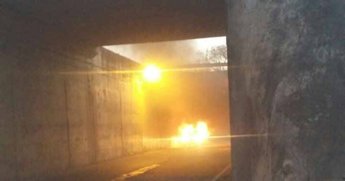 Autopista de Córdoba: chocó y murió carbonizado dentro del auto