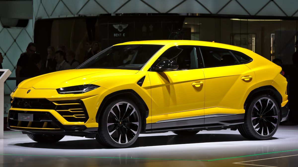El precio del Lamborghini Urus 2025 varía entre los 241.843 y 273.880 dólares. El precio del Lamborghini Urus 2025 varía entre los 241.843 y 273.880 dólares.
