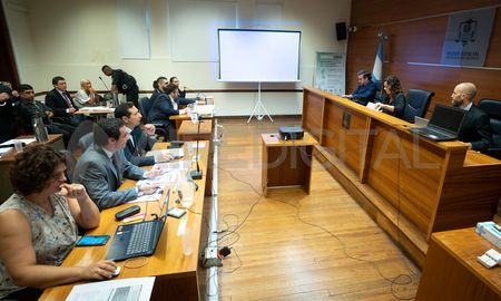 El juicio se desarrolló en la sala 1 del subsuelo de tribunales. El juicio se desarrolló en la sala 1 del subsuelo de tribunales.