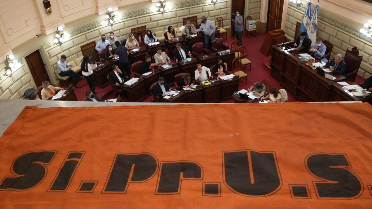 Diputados aprobó la excepción del pase a planta de personal de Salud.&nbsp;