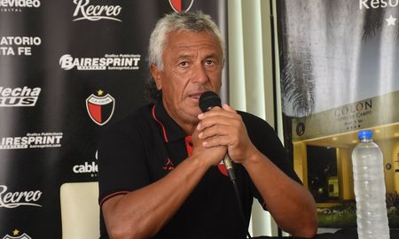 El entrenador sabalero habló en la previa del partido ante Gimnasia y Esgrima de La Plata. El entrenador sabalero habló en la previa del partido ante Gimnasia y Esgrima de La Plata.