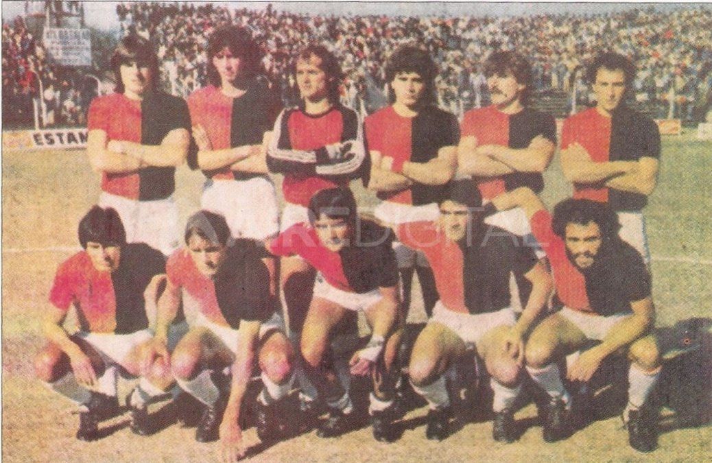 Colón de Santa Fe. Año 1986. Foto: Juan Jesús Sidoni. Colón de Santa Fe. Año 1986. Foto: Juan Jesús Sidoni.