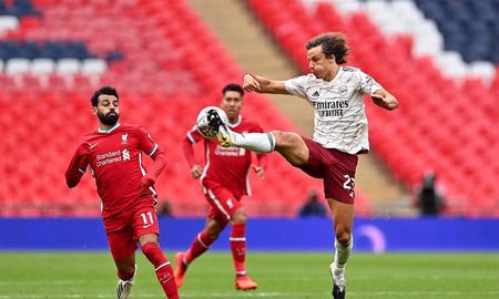 Desde las 16 de Argentina, Liverpool recibe a Arsenal en un duelo en el que ambos quieren llegar a la cima de la Premier League. Desde las 16 de Argentina, Liverpool recibe a Arsenal en un duelo en el que ambos quieren llegar a la cima de la Premier League.