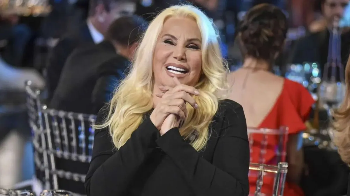 Susana compartió un video junto a las cinco crías que tuvo su Vizsla y aseguró: Yo me voy a quedar con dos