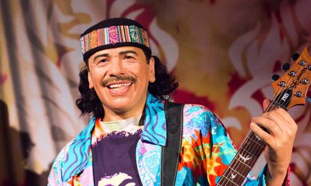 Santana es uno de los guitarristas más influyentes en la historia de la música porque logró fusionar a la perfección el sonido latino con el rock Santana es uno de los guitarristas más influyentes en la historia de la música porque logró fusionar a la perfección el sonido latino con el rock