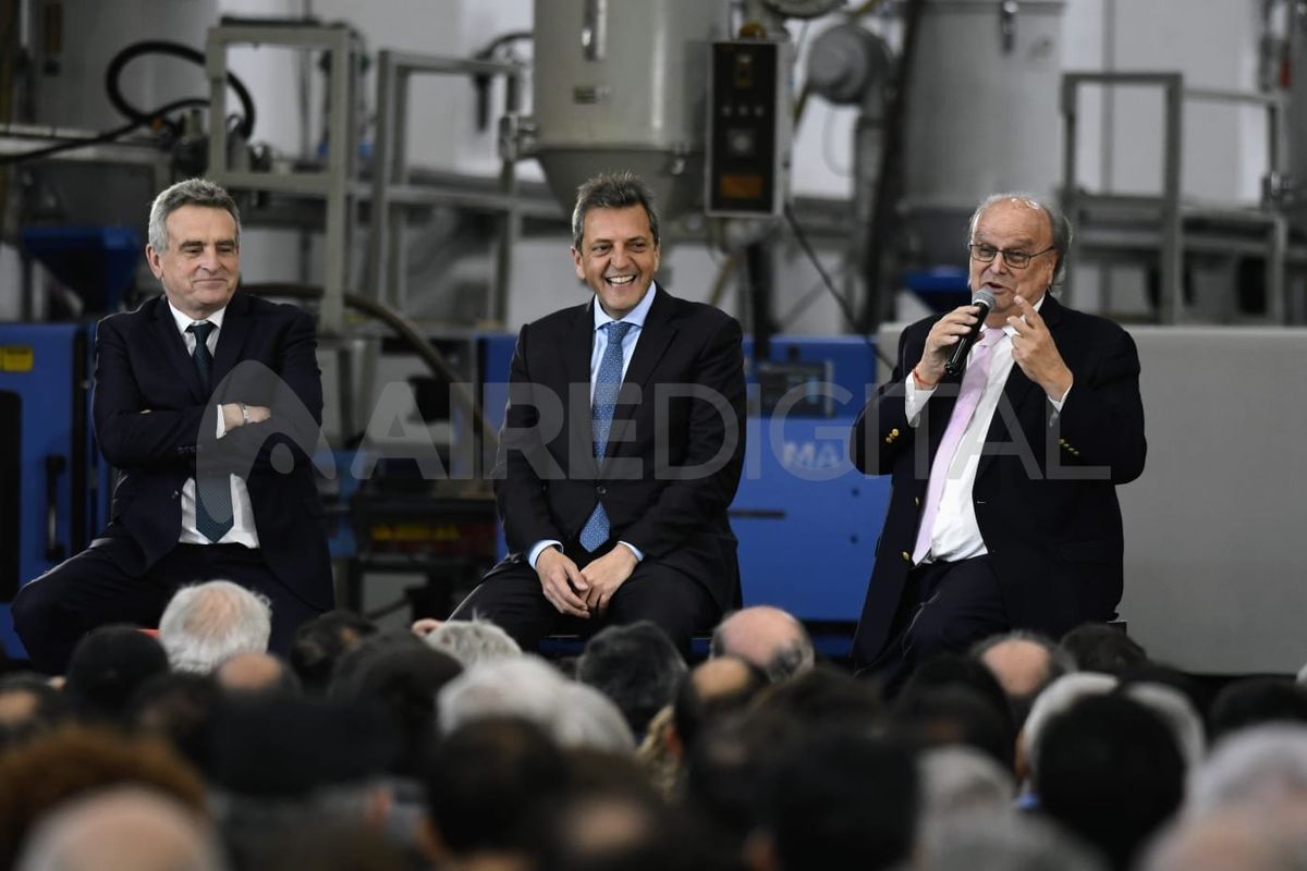 Sergio Massa realizó un acto en la empresa Liliana de electrodomésticos. Sergio Massa realizó un acto en la empresa Liliana de electrodomésticos.