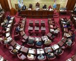 La Cámara de Diputados de Santa Fe celebrará este jueves una nueva sesión ordinaria con un amplio temario que incluye proyectos vinculados a educación, infraestructura, políticas sociales, transporte y producción. La Cámara de Diputados de Santa Fe celebrará este jueves una nueva sesión ordinaria con un amplio temario que incluye proyectos vinculados a educación, infraestructura, políticas sociales, transporte y producción.