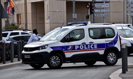 Un ciudadano sirio hirió este jueves a cuatro niños y un adulto en un ataque con un cuchillo en un parque francés. Un ciudadano sirio hirió este jueves a cuatro niños y un adulto en un ataque con un cuchillo en un parque francés.