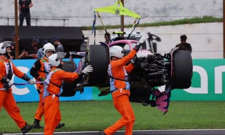 Franco Colapinto hacía una buena carrera Sprint cuando se despistó y quedó fuera de competencia en San Pablo. Franco Colapinto hacía una buena carrera Sprint cuando se despistó y quedó fuera de competencia en San Pablo.