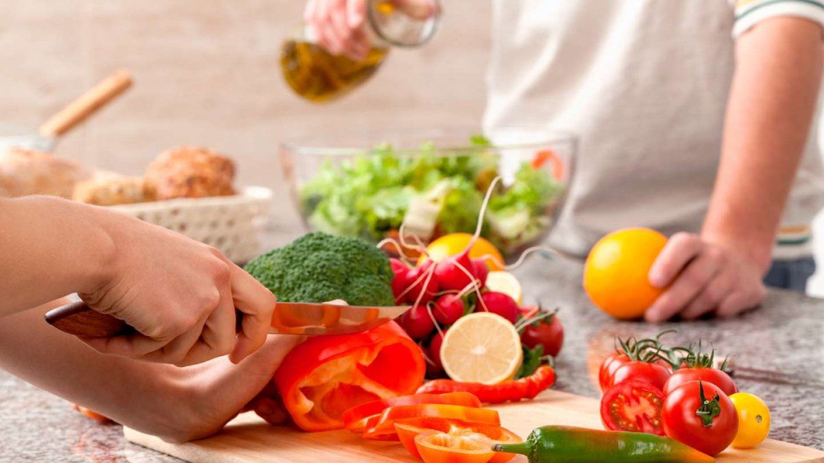 La&nbsp;alimentaci&oacute;n es un factor clave para mantenerse saludable.