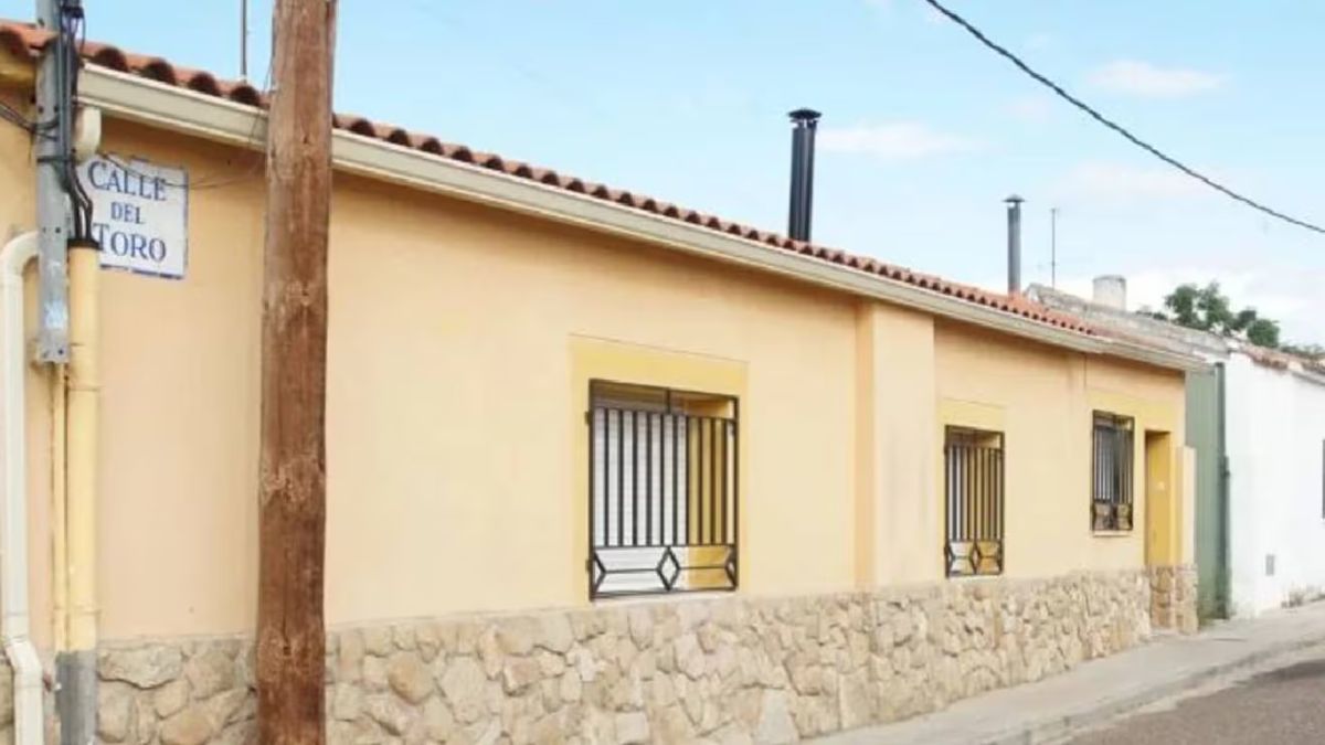 Encontraron restos de un bebé en el freezer de una vivienda en España.