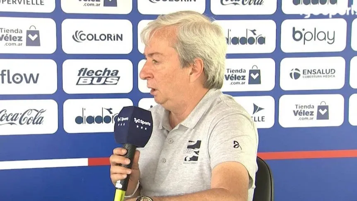 Fabián Berlanga, presidente de Vélez, habló de las acusaciones: "Si son culpables, tendrán que hacerse cargo". Fabián Berlanga, presidente de Vélez, habló de las acusaciones: "Si son culpables, tendrán que hacerse cargo".