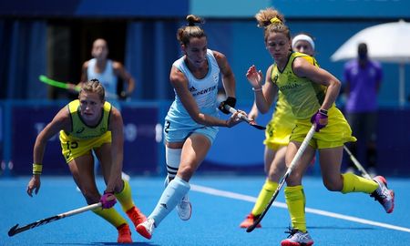 Las Leonas hicieron un partido correcto pero pagaron con el encuentro los errores defensivos. Las Leonas hicieron un partido correcto pero pagaron con el encuentro los errores defensivos.