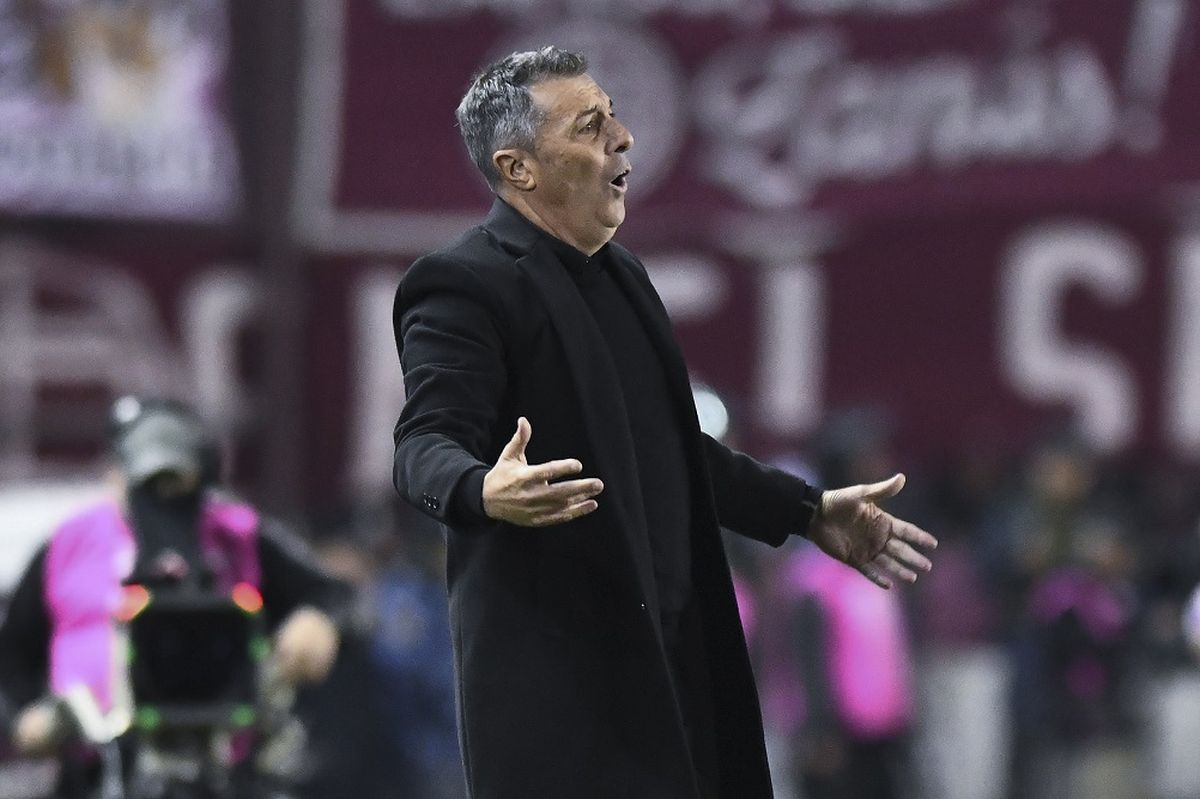 Frank Darío Kudelka renunció como entrenador de Lanús.