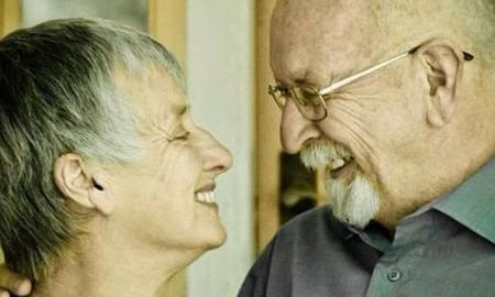 La broma de una mujer después de muerta para su marido que se volvió viral