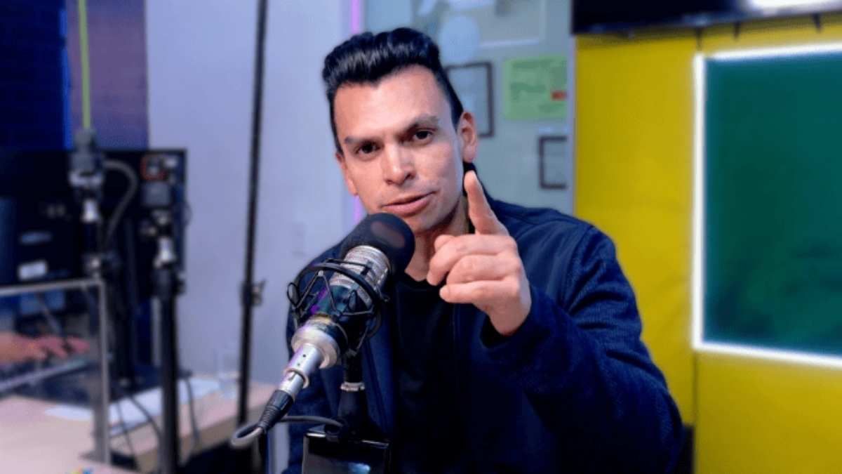 El youtuber Señor Biter fue elegido senador tras una campaña enfocada en los derechos de los conductores y la movilidad.