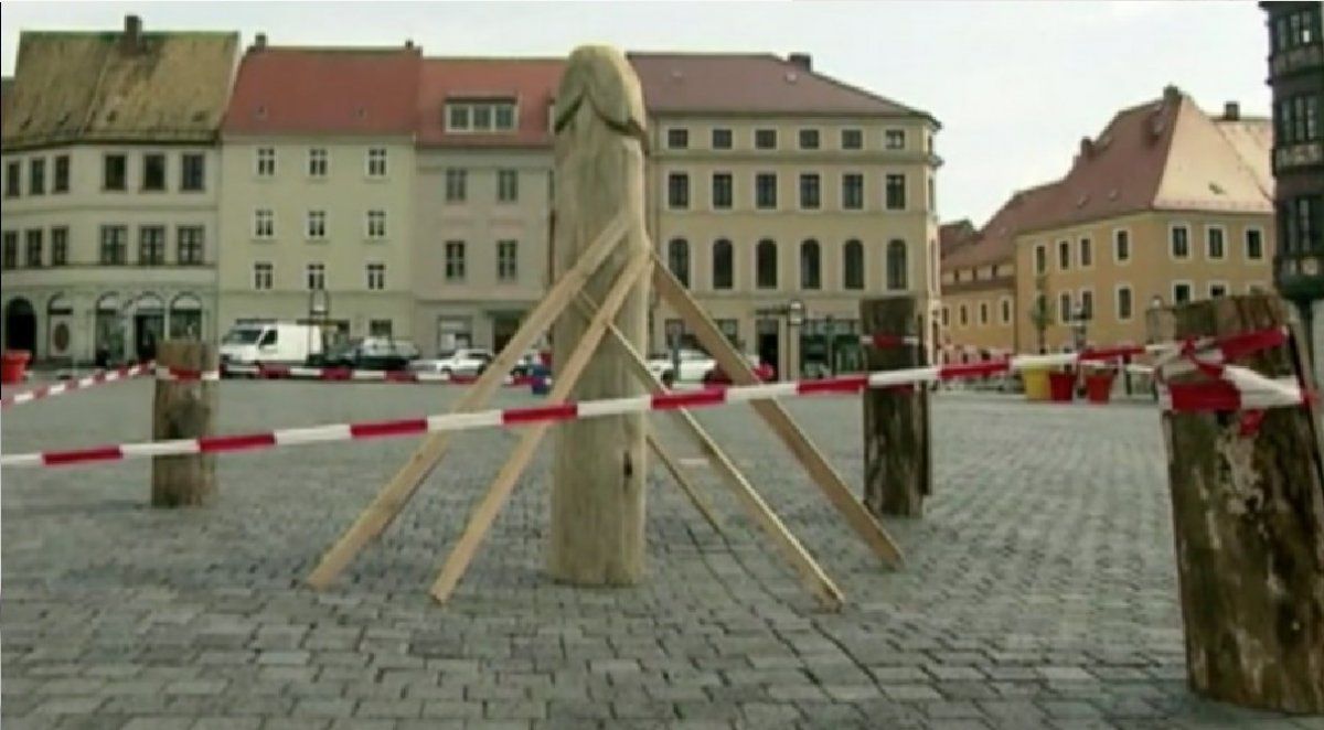 Inauguraron una estatua fálica para darle ánimo a la gente de un pueblo alemán&nbsp;