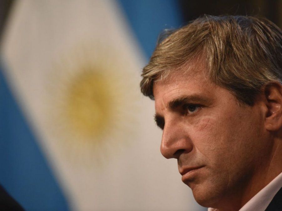 Renunció Luis Caputo a la presidencia del BCRA