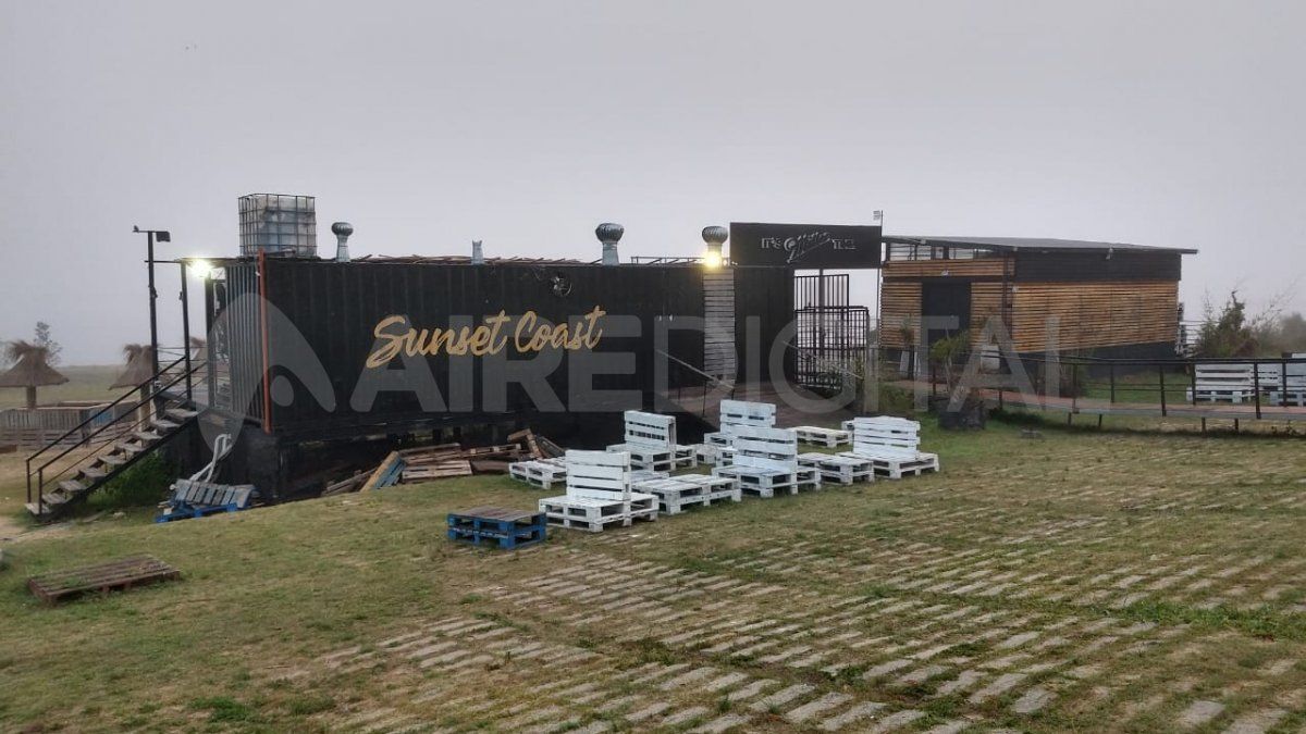 Sunset Coast: desvalijaron el parador ubicado en el final de la Costanera Este