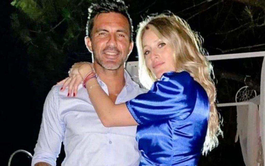 La influencer y el exfutbolista asistieron a la boda de una pareja amiga a cinco meses de la llegada de Luca