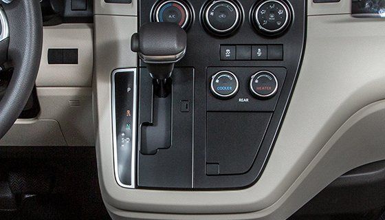 Toyota Hiace 2021 | Caja automática de seis marchas.