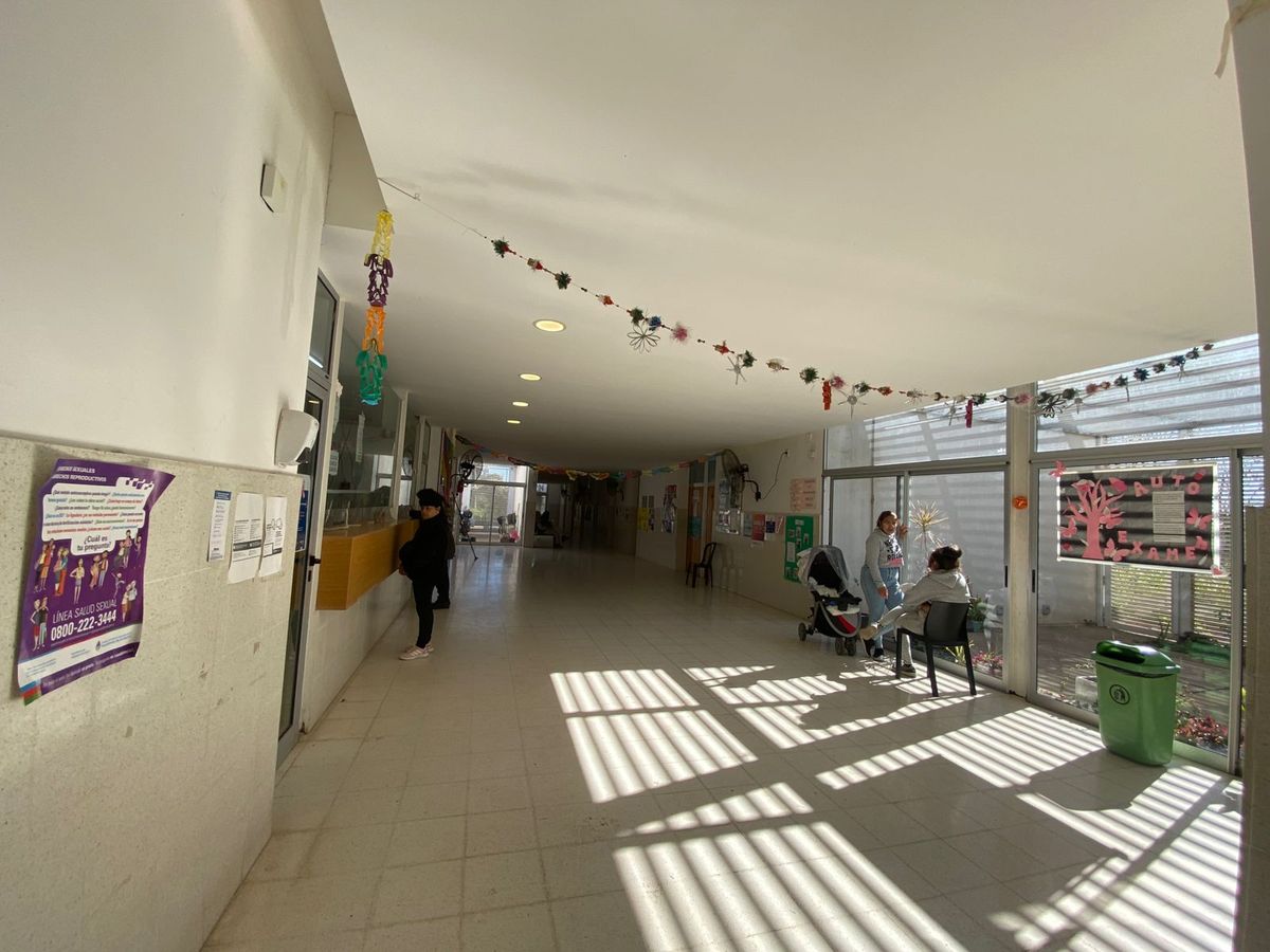 El Centro de Salud de Nueva Pompeya atiende a siete barrios, pero denuncian que no tiene recursos médicos suficientes. El Centro de Salud de Nueva Pompeya atiende a siete barrios, pero denuncian que no tiene recursos médicos suficientes.