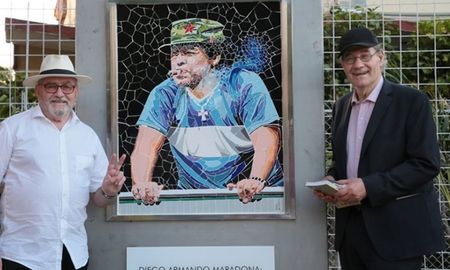 Inauguraron en Cuba una cancha de fútbol con el nombre de Diego Armando Maradona. Inauguraron en Cuba una cancha de fútbol con el nombre de Diego Armando Maradona.